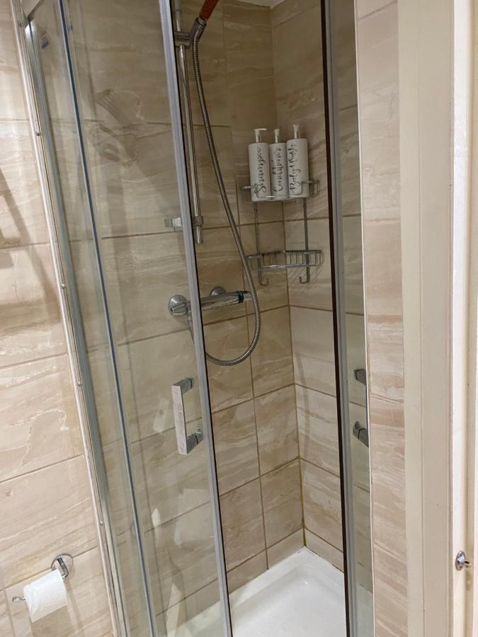 Stunning 2 Bed Flat In Ladbroke Grove * Londen